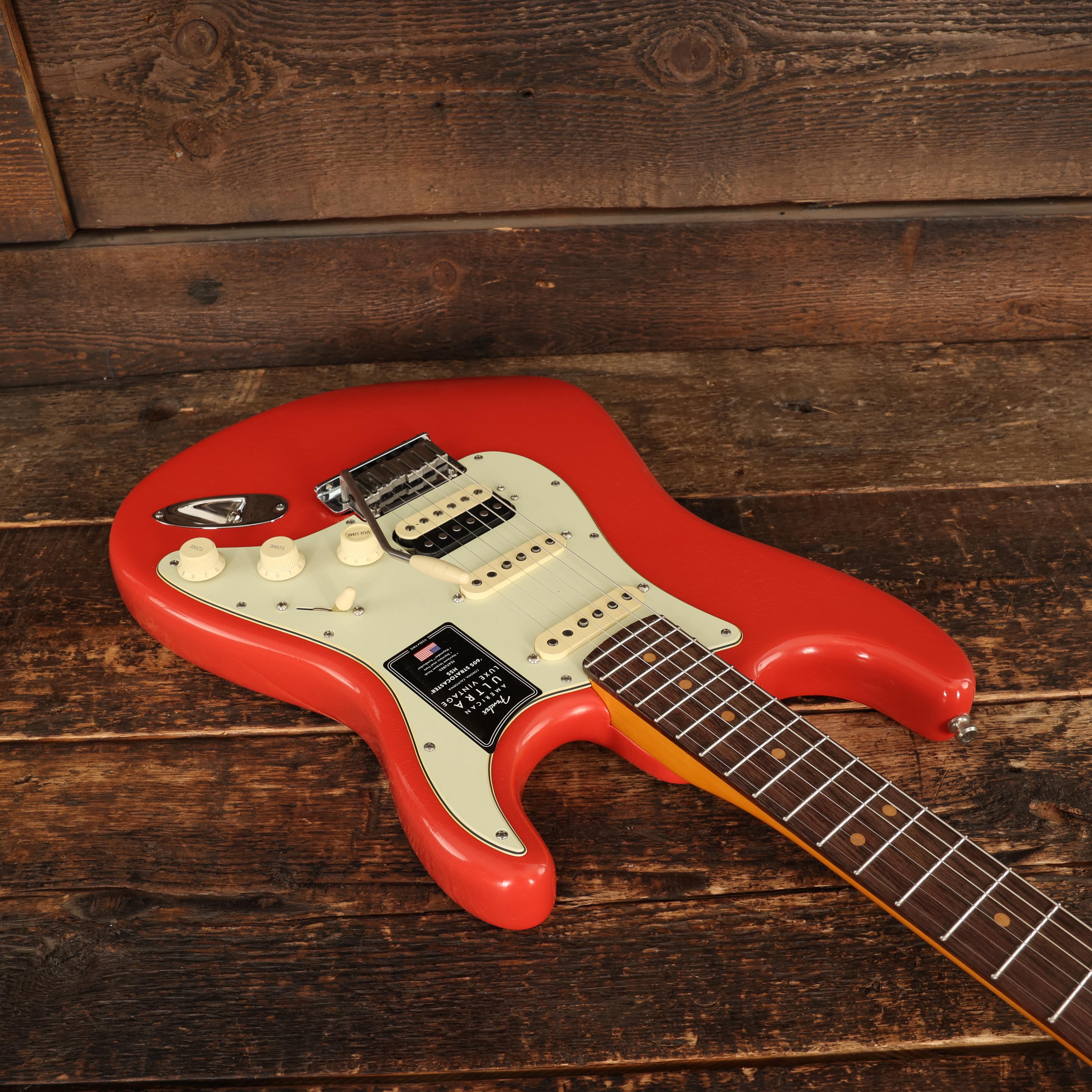 Fender American Ultra Luxe Vintage '60s Stratocaster HSS in Fiesta